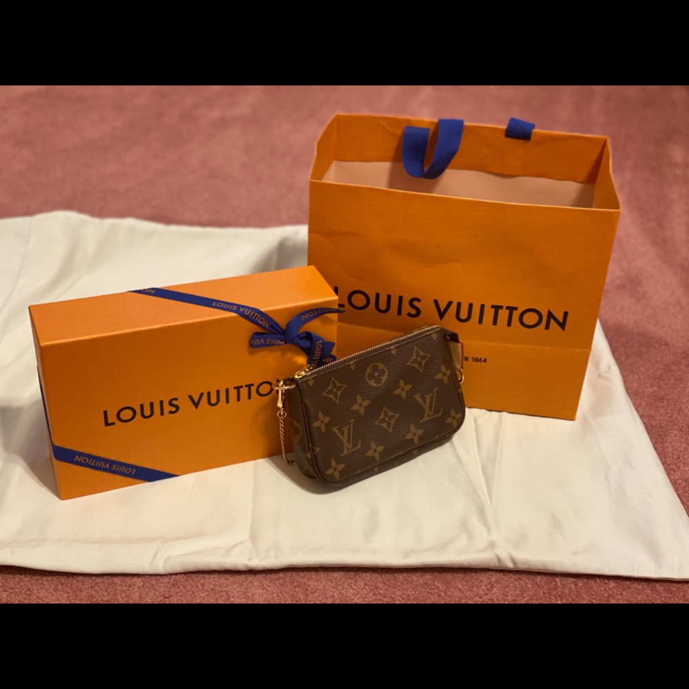 Mini Louis Vuitton Porchette Accessory